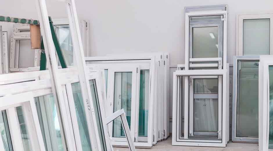 Choosing-the-Right-Materials-for-Your-Windows-and-Doors-Replacement