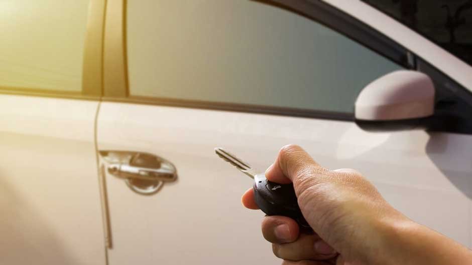 Who is an Auto Locksmith and What Problems Do They Solve