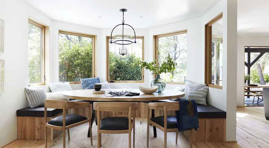 Maximize Your Space with Dining Tables on Wheels: Quick Guide to a Smarter Dining Room Setup