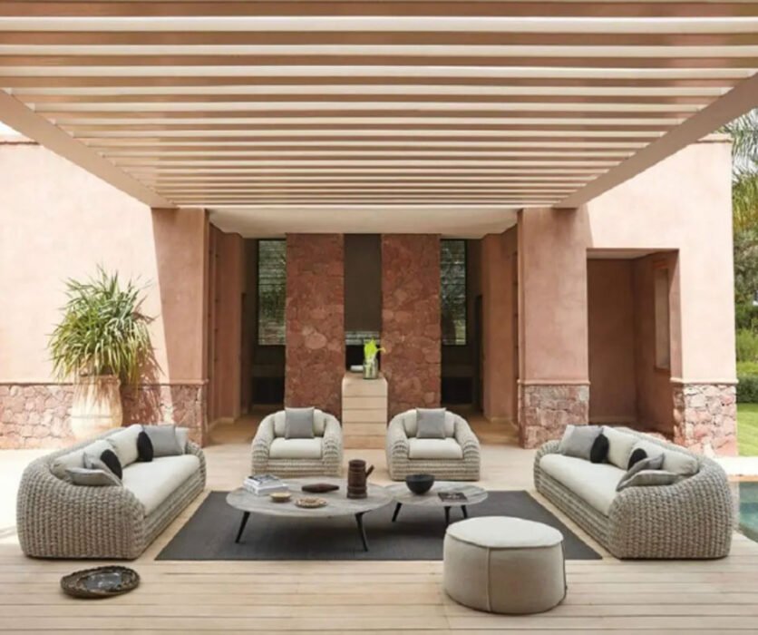 How Should You Maintain And Store Your Outdoor Sofa Set Seasonally