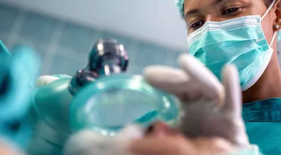 Advance-Your-Career-Path-with-a-Comprehensive-Anesthesia-Technology-Program