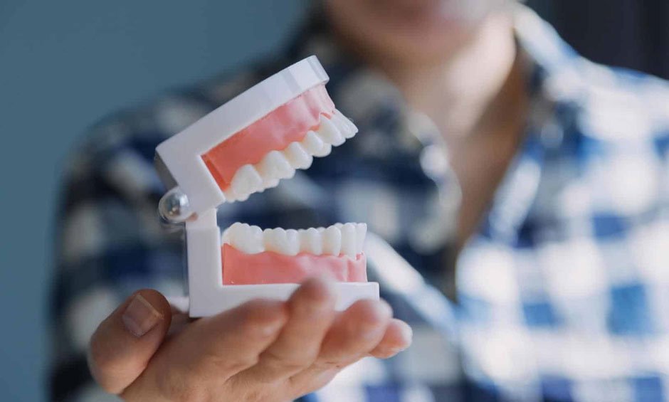 Simple Ways to Make Your Permanent Dentures Last Longer