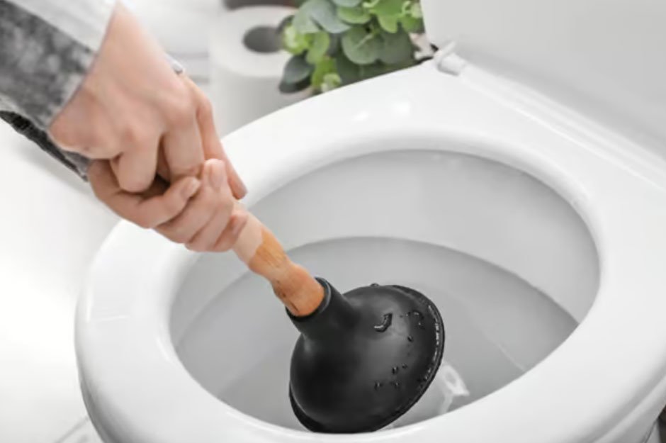 Step-by-Step Guide to Unclogging Toilets Without Causing Damage