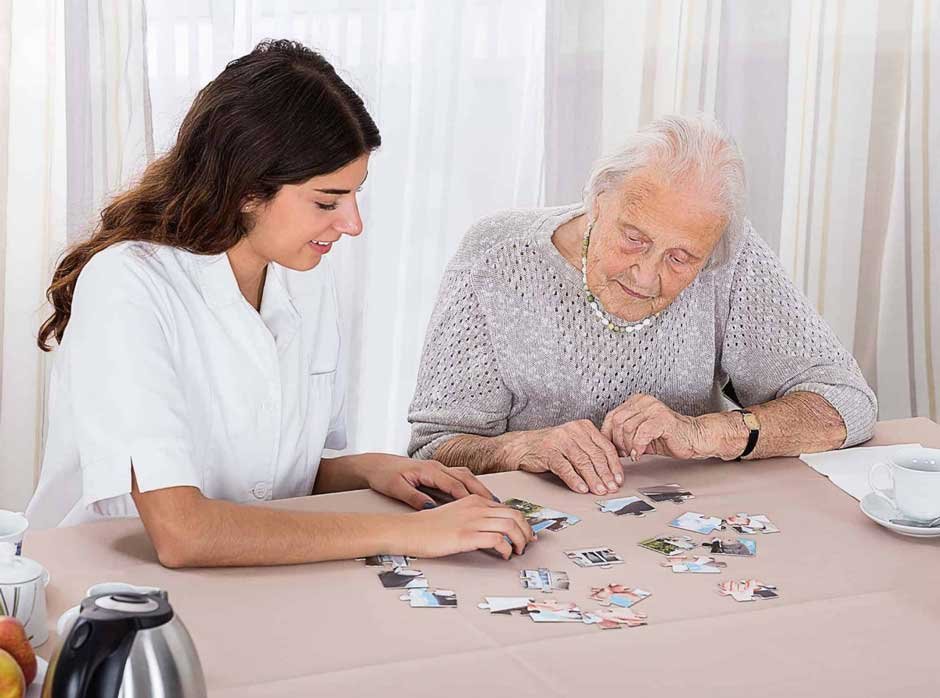 The Emotional Benefits of In-Home Care for Families and Dementia Patients