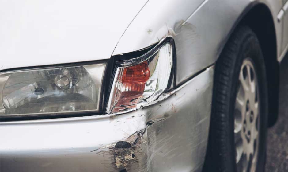 Types of Injuries You May Sustain After a Head-On Collision