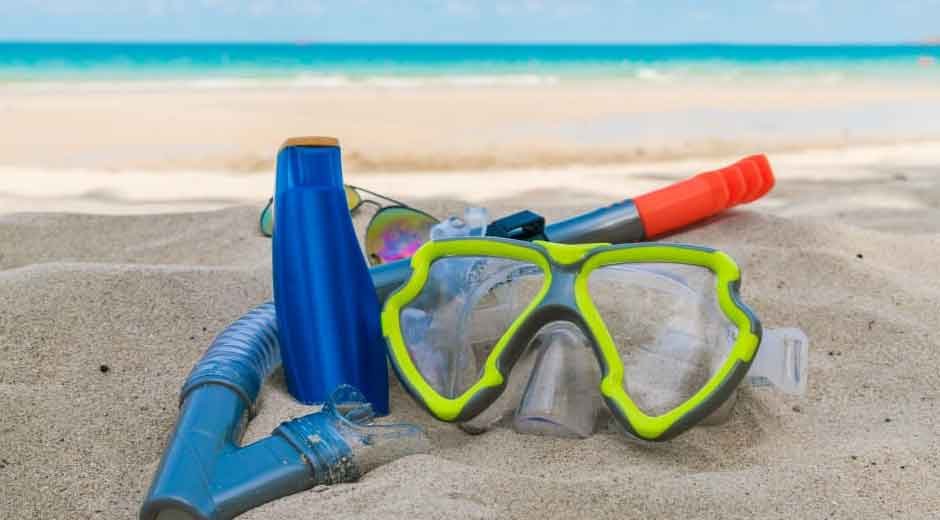 Why Snorkel Sets With Wipers Are Perfect For Low-Light Adventures