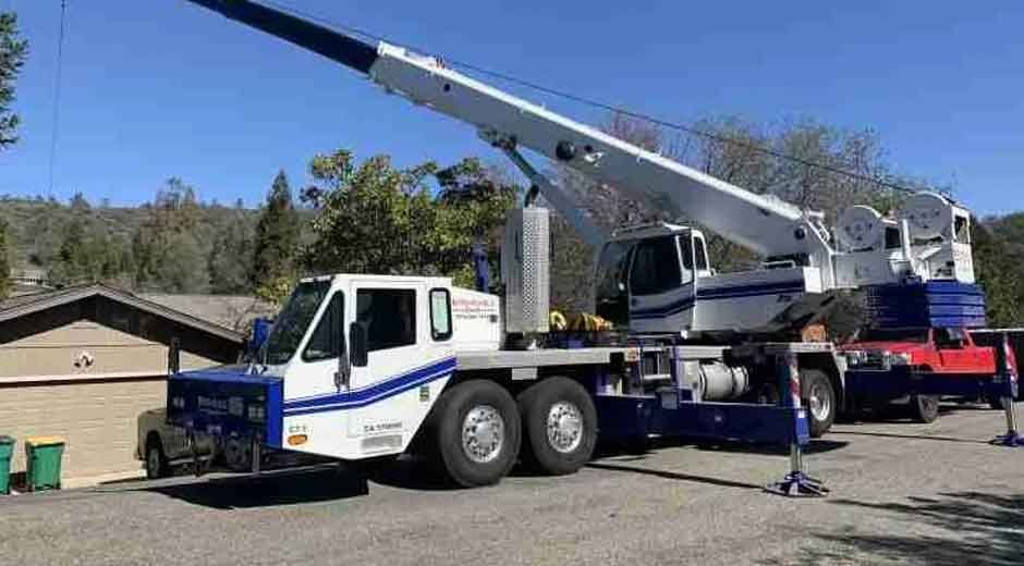 How-the-Right-Crane-Rental-Can-Keep-Your-Project-On-Track-in-California