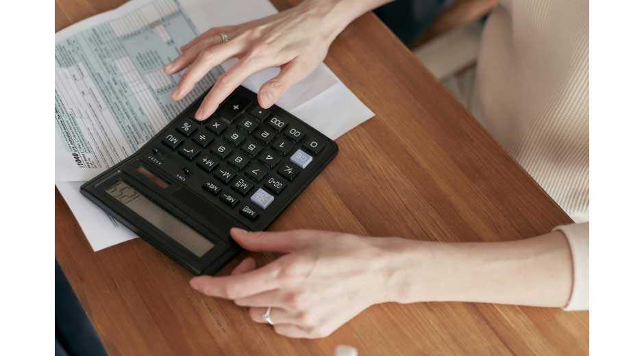 How-to-Take-Control-of-Your-Finances-During-Major-Transitions