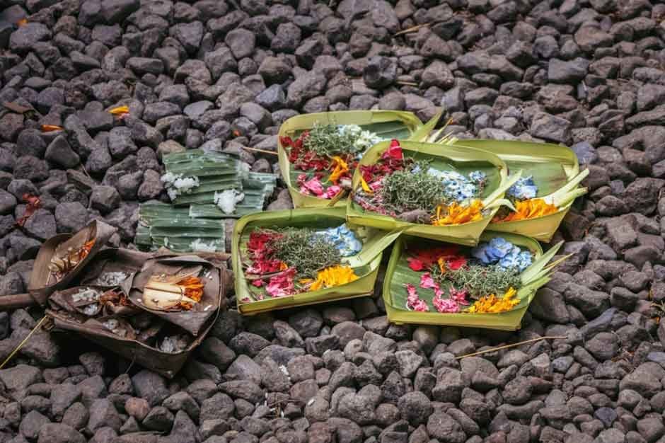 The Hidden Costs of Cheap Corporate Gifts: Why Your Bargain Supplier Is Costing You More