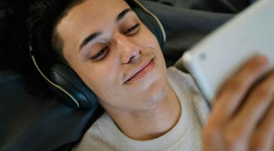 The Ultimate Binge-Watcher's Guide to Krooz TV