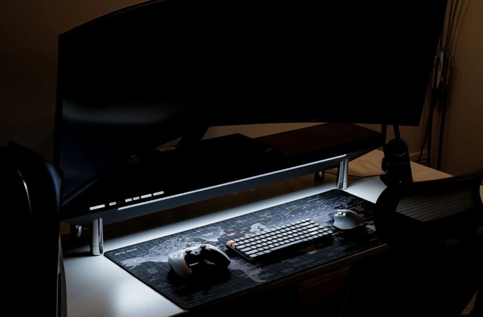 Why Hybrid Gaming Setups Are Becoming the New Business Workstations