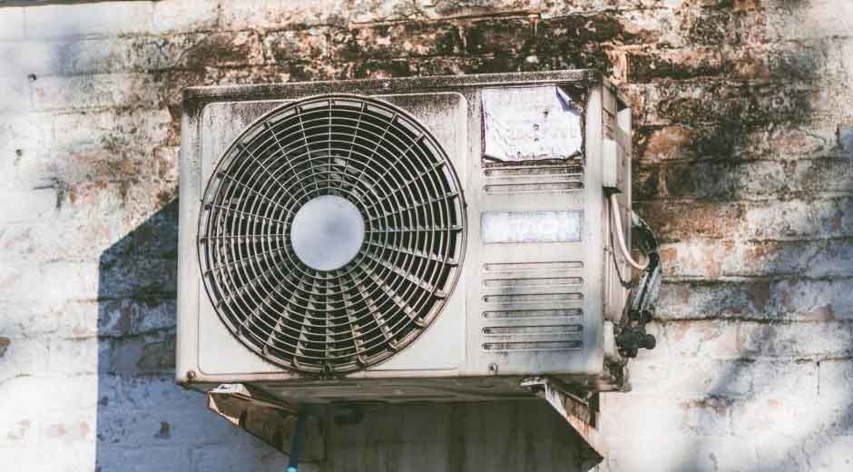 Why-Is-My-AC-Blowing-Warm-Air-Common-Causes-Explained