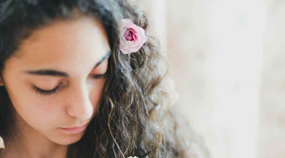 How Mindful Hair-Washing Rituals Support Healthy Growth and Natural Living