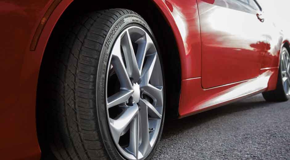 How Performance Tires Enhance Everyday Handling