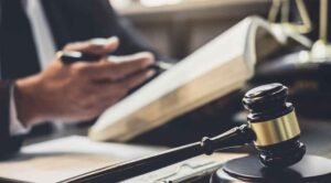 How-To-Find-the-Right-Divorce-Lawyer-in-Florida-for-Custody-and-Alimony-Cases