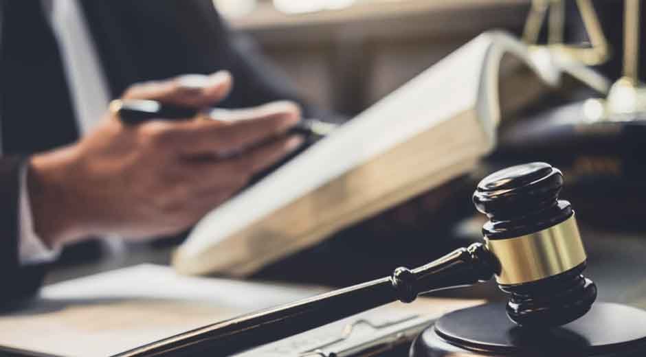 How-To-Find-the-Right-Divorce-Lawyer-in-Florida-for-Custody-and-Alimony-Cases