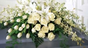 How-to-Pick-Sympathy-Flowers-for-Any-Service