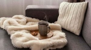 Seasonal-Switching-How-to-Refresh-Your-Home-Textiles-for-Winter-Using-Sustainable-Materials