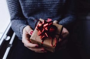 Sustainable Gifting for New Relationships: Ethical, Reusable, Zero-Waste