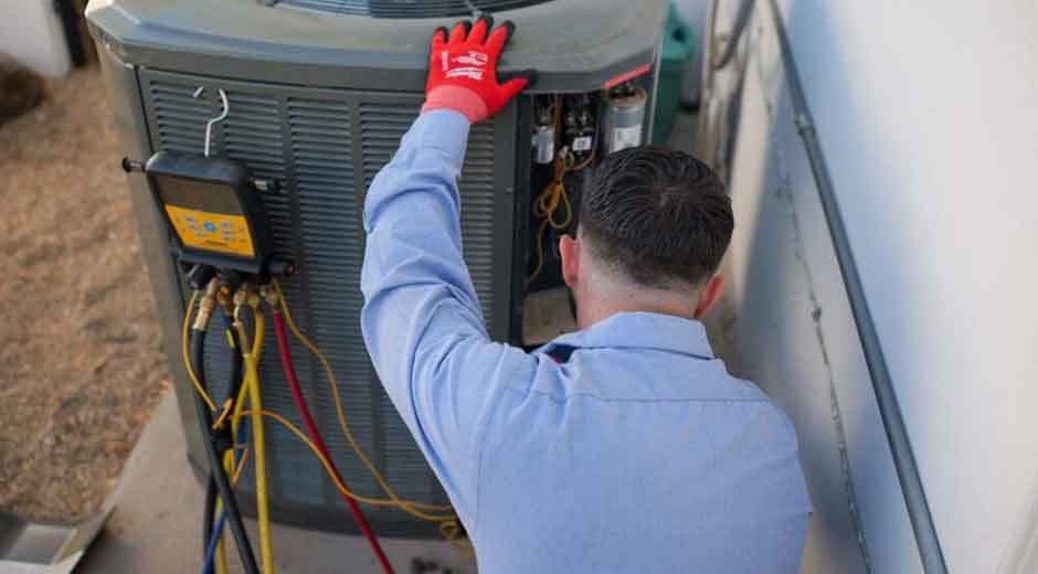 The-AC-Issues-That-Surge-During-Summer-According-to-Repair-Technicians-in-Phoenix