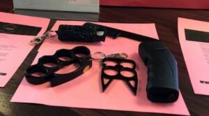 What-is-Included-in-a-Women’s-Self-Defense-Kit