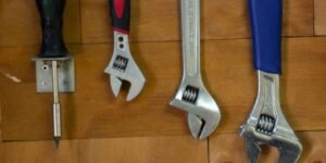 Essential-Gear-That-Helps-Tradespeople-Work-Smarter-and-Waste-Less