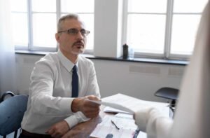 How Mesothelioma Attorneys Support Victims and Families