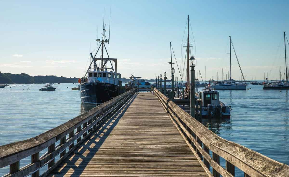 How-To-Keep-Marine-Equipment-Running-Effectively-(1)