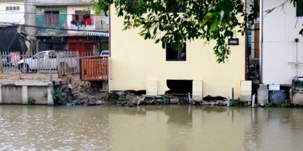 Layering-Property-Flood-Resilience-With-Drainage-and-Planning